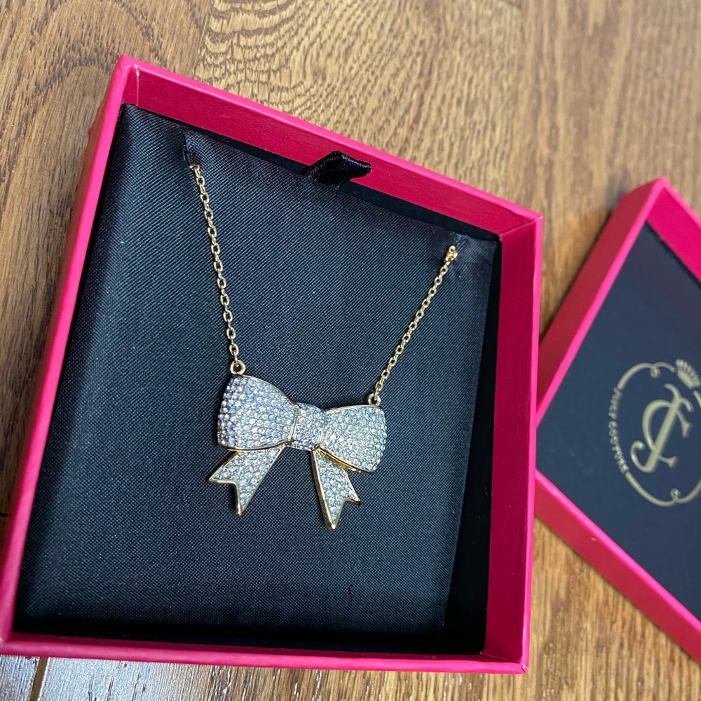 Necklace - Picture 2 of 6